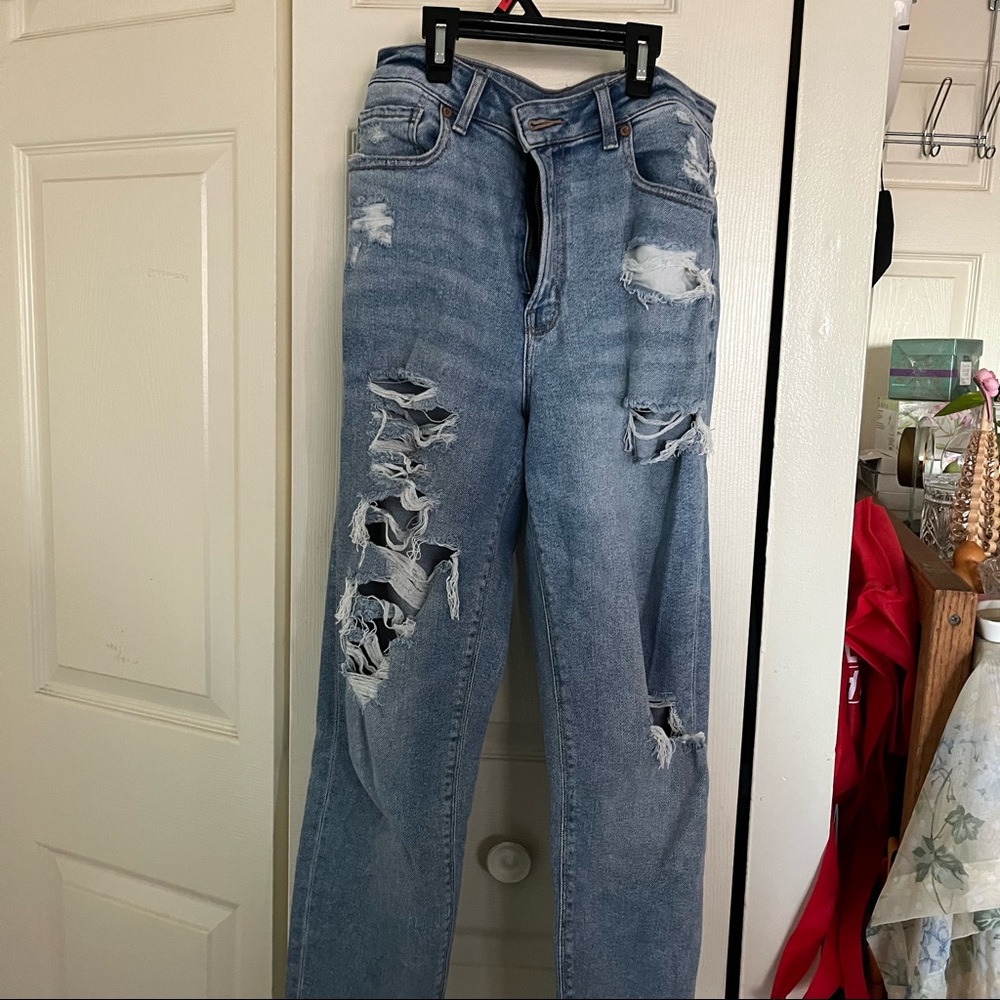 American Eagle stretch ripped mom jeans